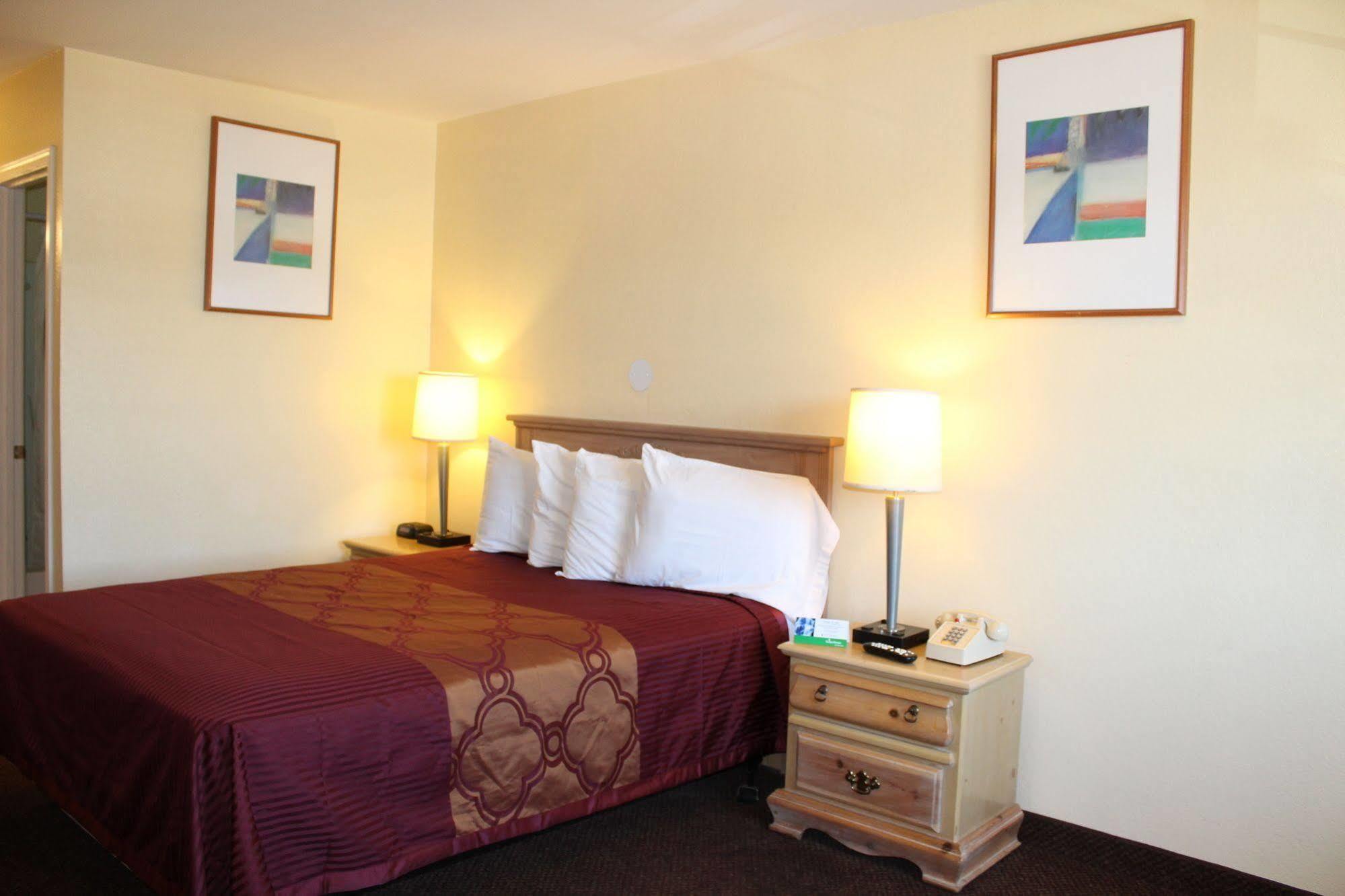 Beachway Inn Arroyo Grande Extérieur photo